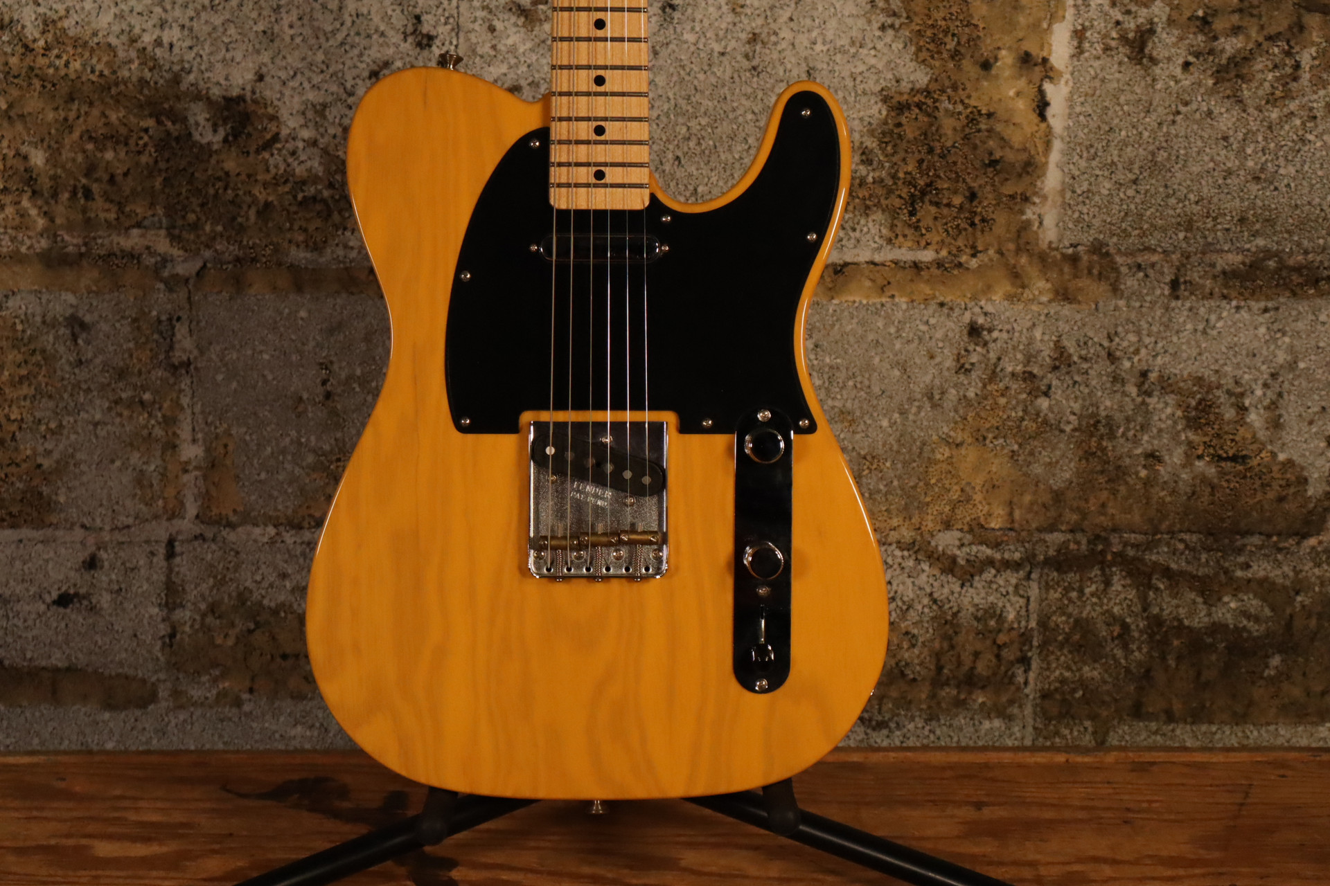 2017 Fender Mexican Standard Telecaster w/ Hard Case (Used)