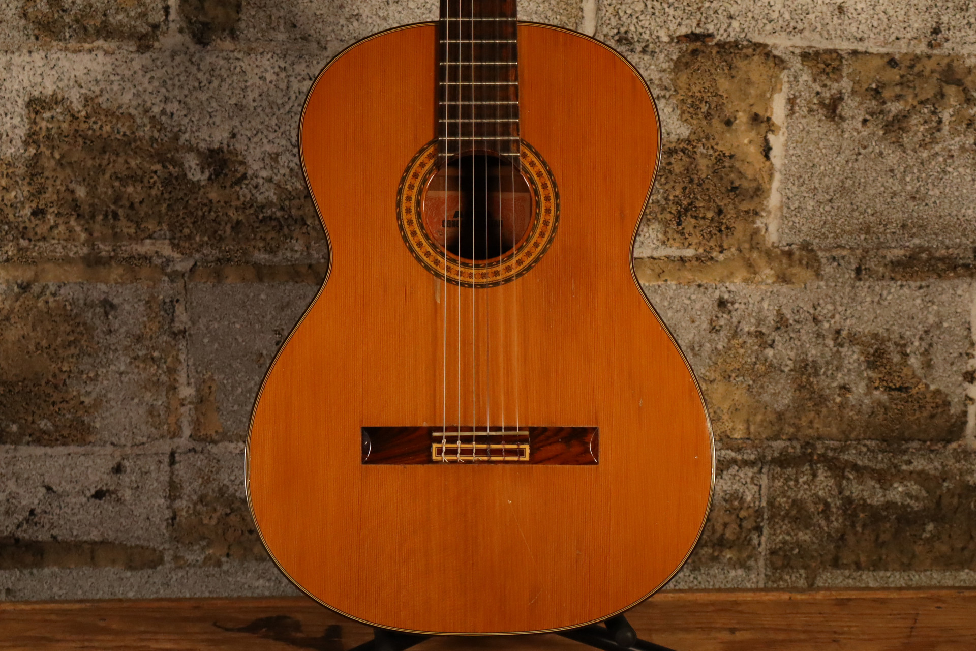 Vintage Aria AC-20 Classical (Made in Japan) w/ Hard Case