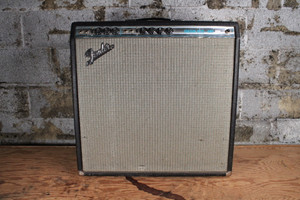 1970s Fender Bantam Bass 1x15 Tube Combo Amp