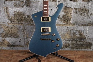 Ibanez IC420 Antique Blue Metallic Iceman w/ Gig Bag