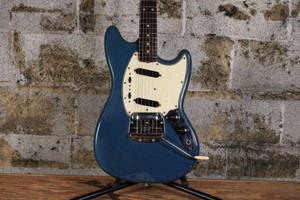 1964 Fender Mustang Refinished w/ OHSC