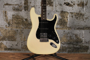 Fender Standard (Made in Mexico) HSS Stratocaster Cream w/ Modifications (Used)