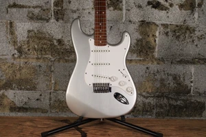 2005 Squier Affinity Stratocaster Refinish Silver