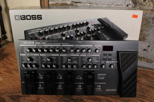 Boss ME-80 Guitar Multiple Effects w/Box (Used)