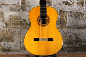 Takamine C-128 (Made in Japan) Classical w/ Hard Case (Used)