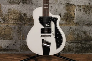 Supro David Bowie 1961 Dual Tone #446 of 500 w/ Original Gig Bag & COA (Used)