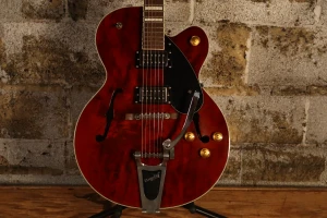 Gretsch G2420T Streamliner Walnut w/ OHSC (Used)