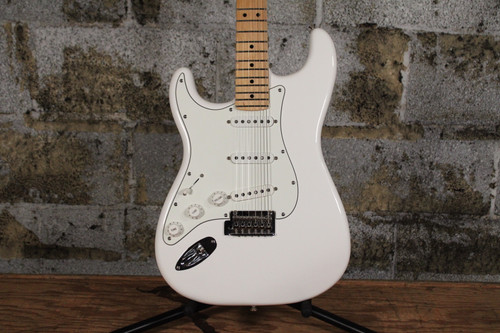 2021 Fender Player Series Stratocaster Polar White Left Handed (Used)