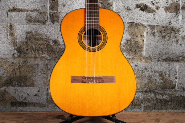 Takamine GC3-NAT