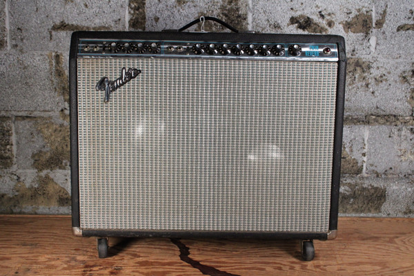 1973 Fender Twin Reverb 2X12 w/ Peavey Black Widow Speakers