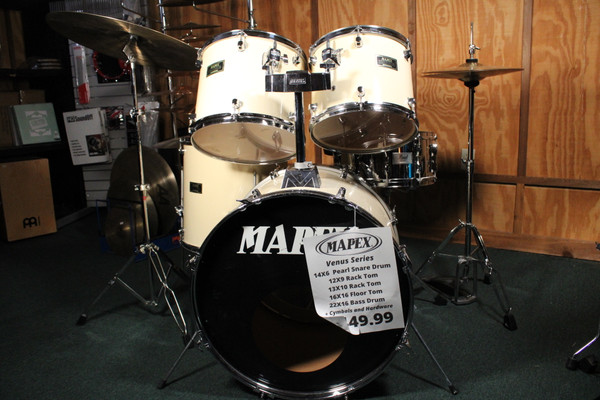 Mapex Venus Series Drum Set w/ Cymbals & Hardware (Used)