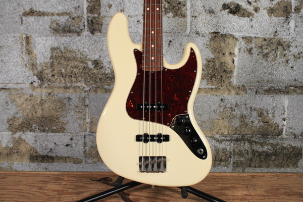 2010 Fender American Special Jazz Bass Olympic White w/ Hard Case