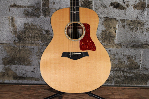 2013 Taylor 518ce Jumbo w/ OHSC (Used)