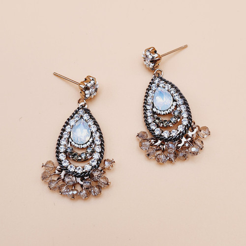 Handmade Earrings (8) Handmade Earrings (8)