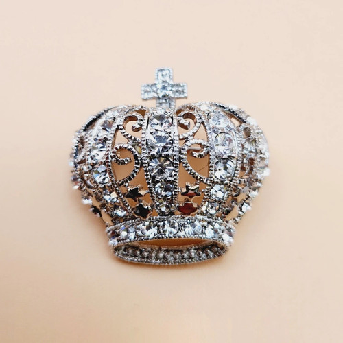 Crown of Noble Brooch
