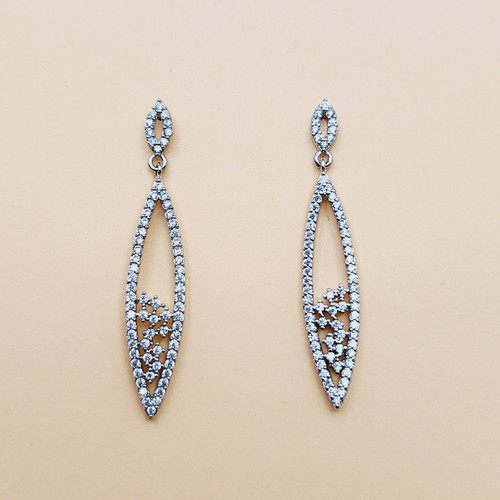 Narrow Zirconia earrings