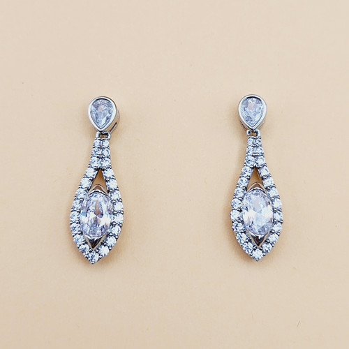 Zirconia Tear earrings