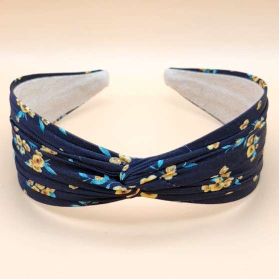 Flower pattern middle twist headband (Black/Yellow)