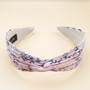 Flower pattern middle twist headband (Pink)