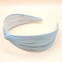 Middle twist headband (Light Blue)