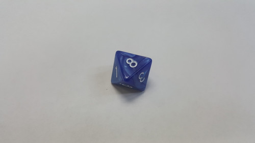 D8 (marble blue)