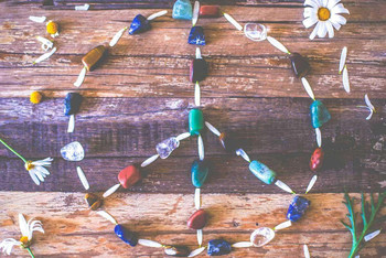 Top 5 gemstones to give for Christmas