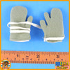 Brave in Triangle Hill - Heavy Mittens - 1/6 Scale -