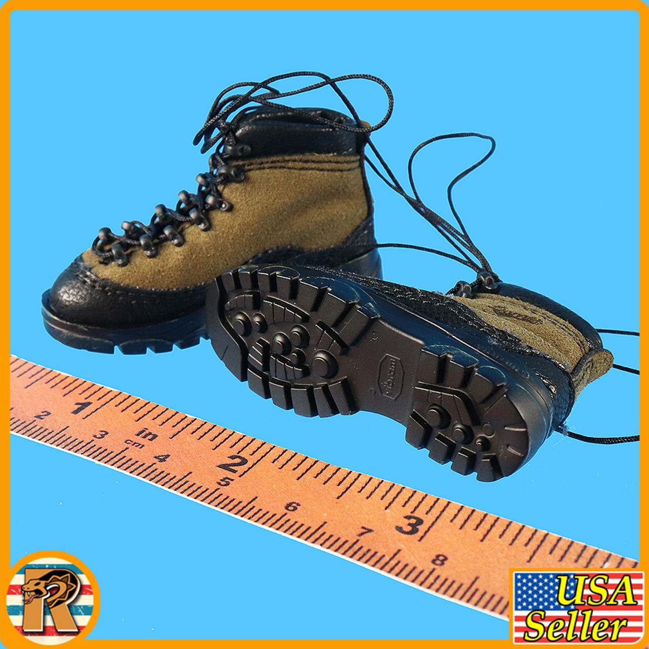 S PMC Weapon Specialist - Hiking Boots (for Balls) - 1/6 Scale