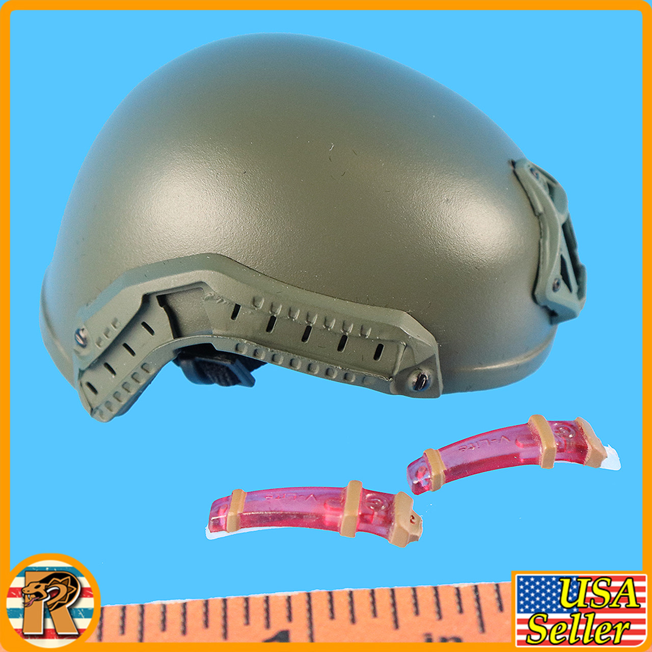 S PMC Weapon Specialist - Helmet & Sport Camera - 1/6 Scale