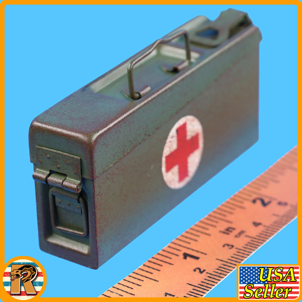 Groger German Medic - Metal Ammo Can #1 - 1/6 Scale