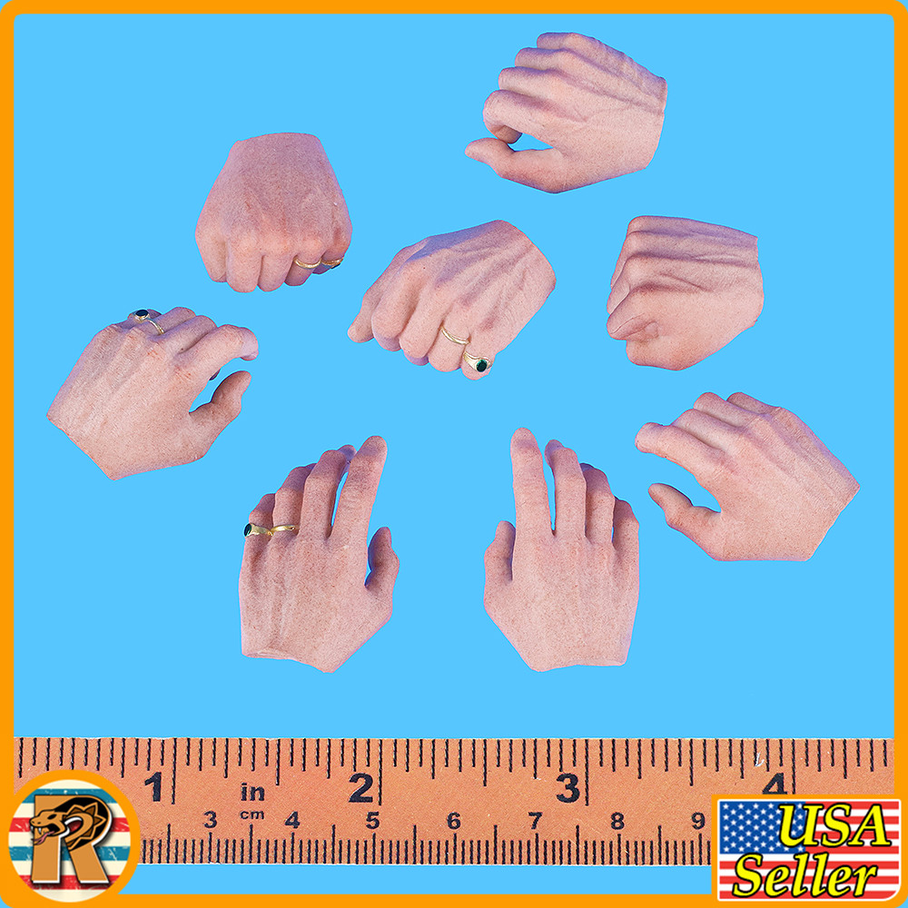 Batman Alfred 1966 - Hands w/ Rings - 1/6 Scale