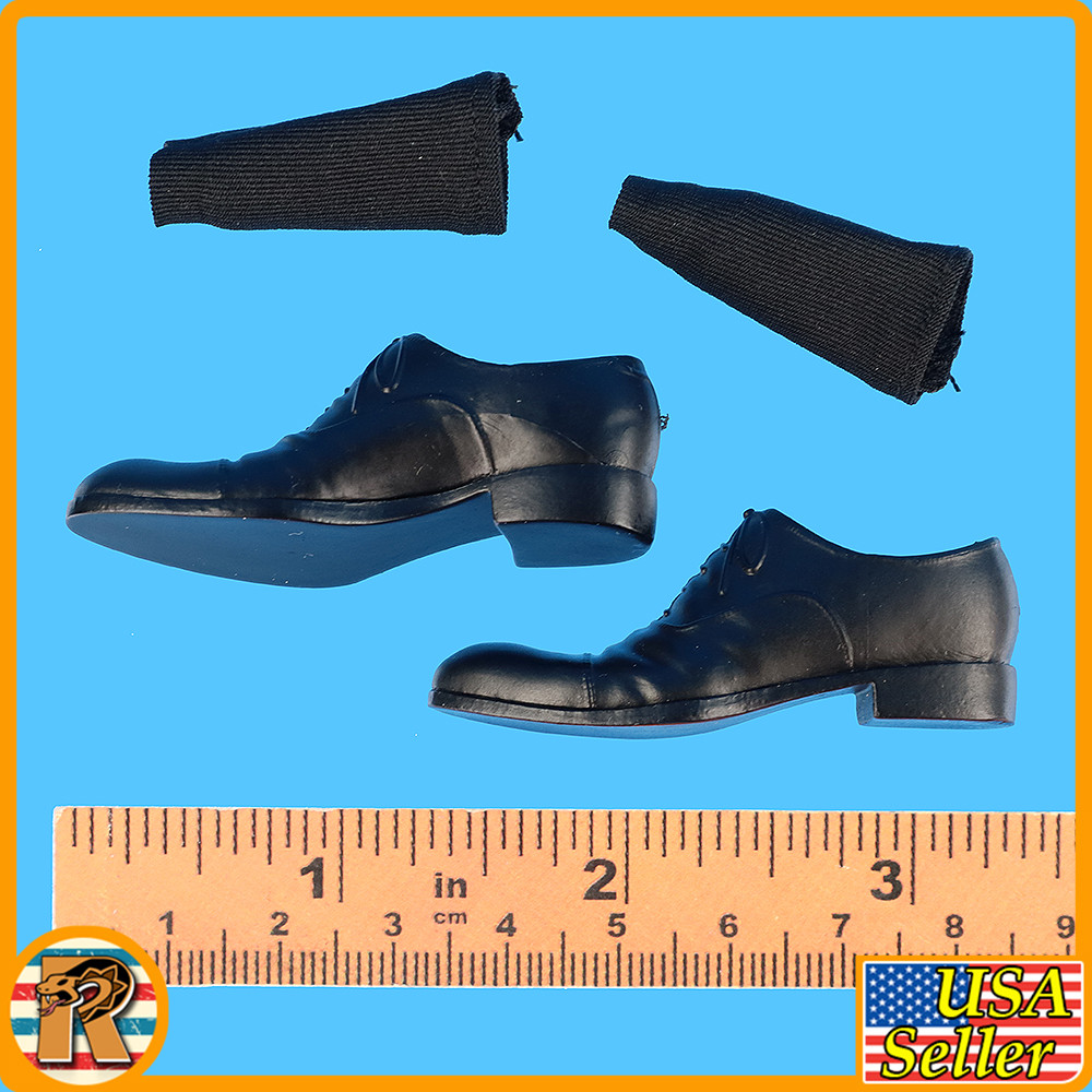 Batman Alfred 1966 - Dress Shoes & Socks - 1/6 Scale