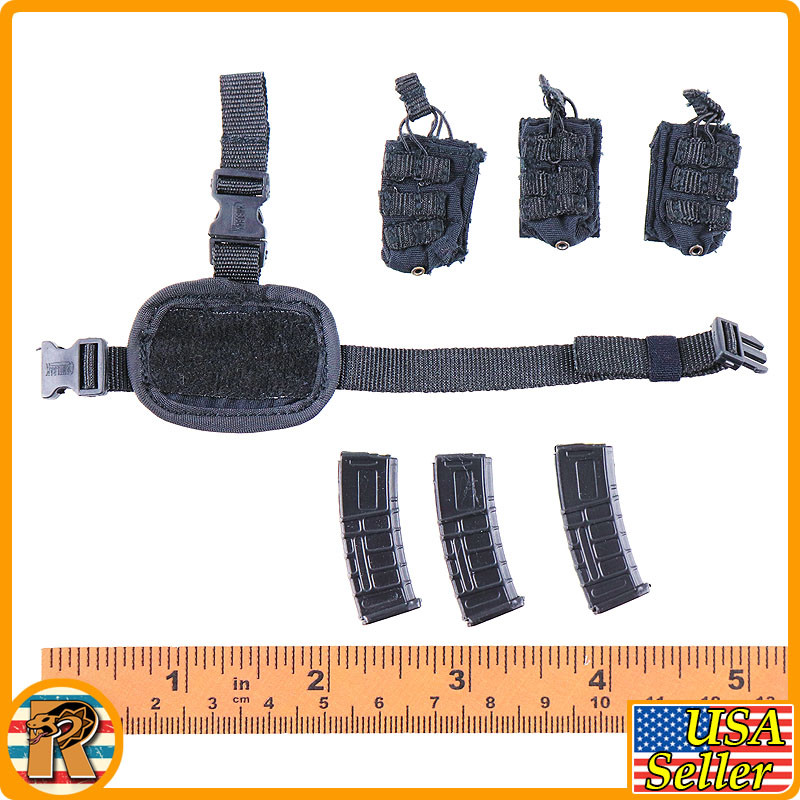 Close Quarter Battle - Leg Pouch w/ Mags #2 - 1/6 Scale -
