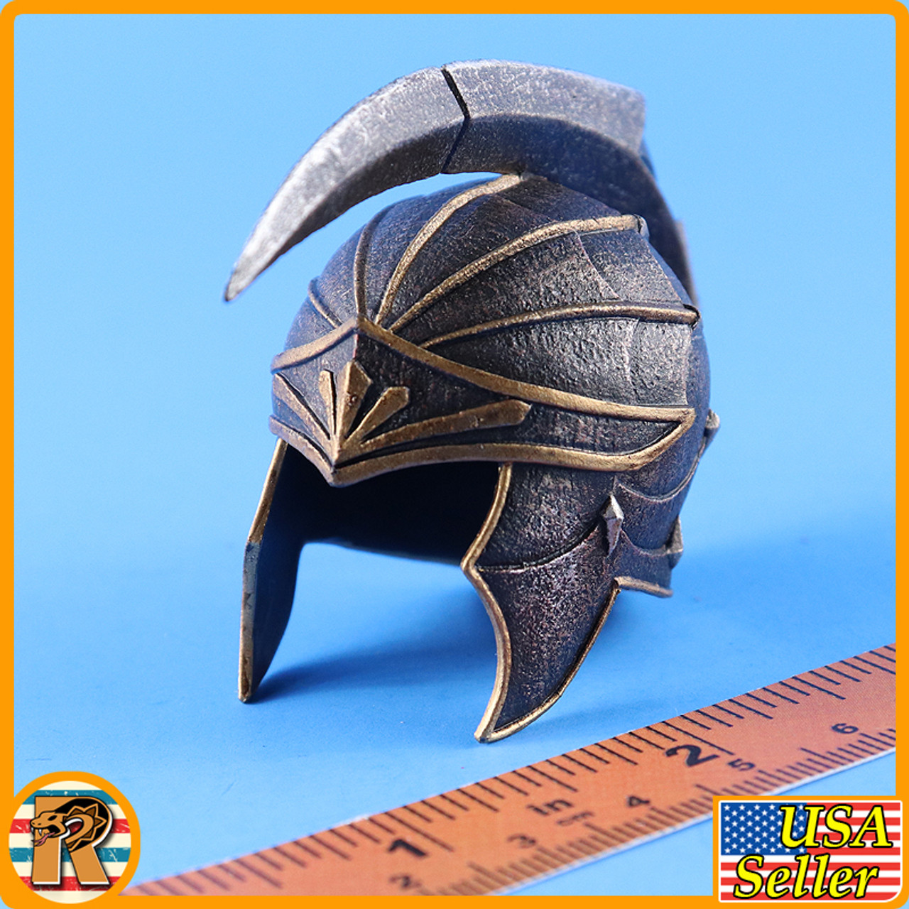 Royal Defender (Gold Ver) - Helmet - 1/6 Scale -