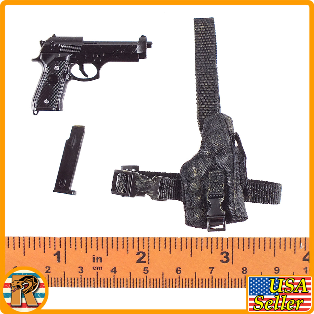 Walking Dead Morgan - Pistol & Holster - 1/6 Scale -