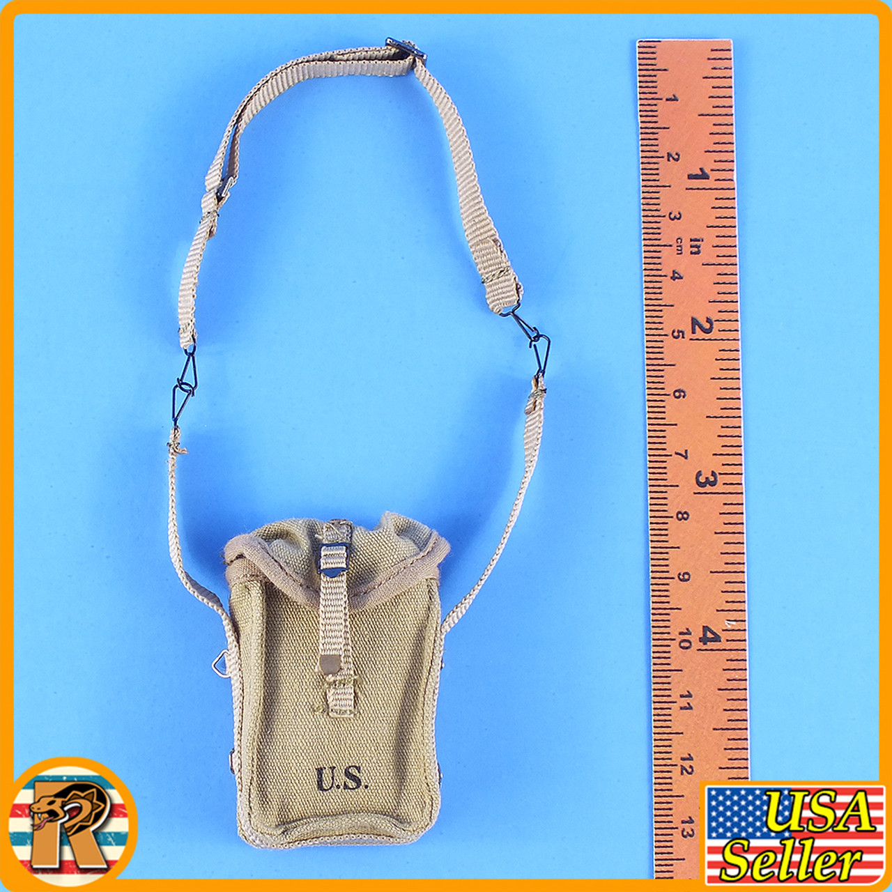 US 29th Infantry Technician - Shoulder Ammo Pouch #3 - 1/6 Scale -