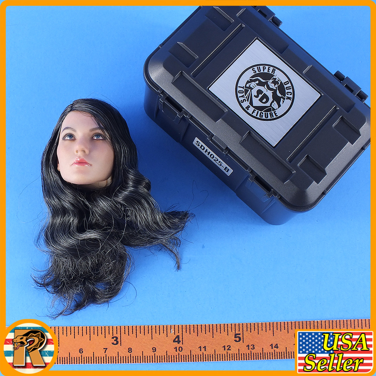 Russian Model Head - Dark Hair w/ Crate (B) - 1/6 Scale -