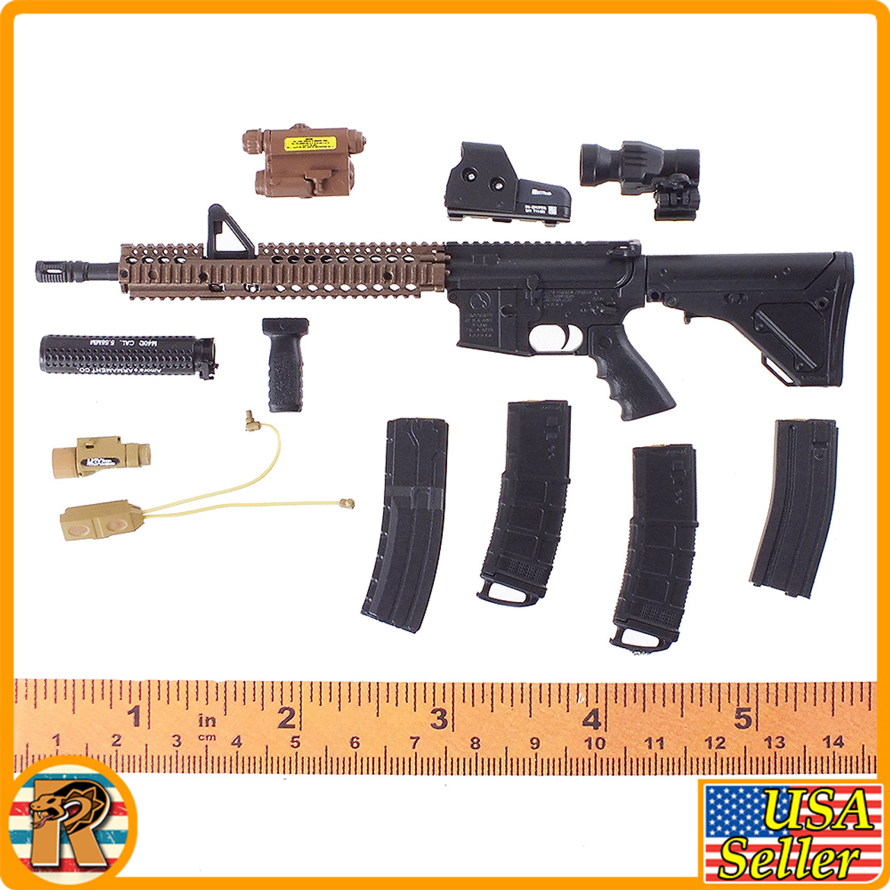 Special Forces Weapons D - Colt Assault Rifle Set D #4 - 1/6 Scale -