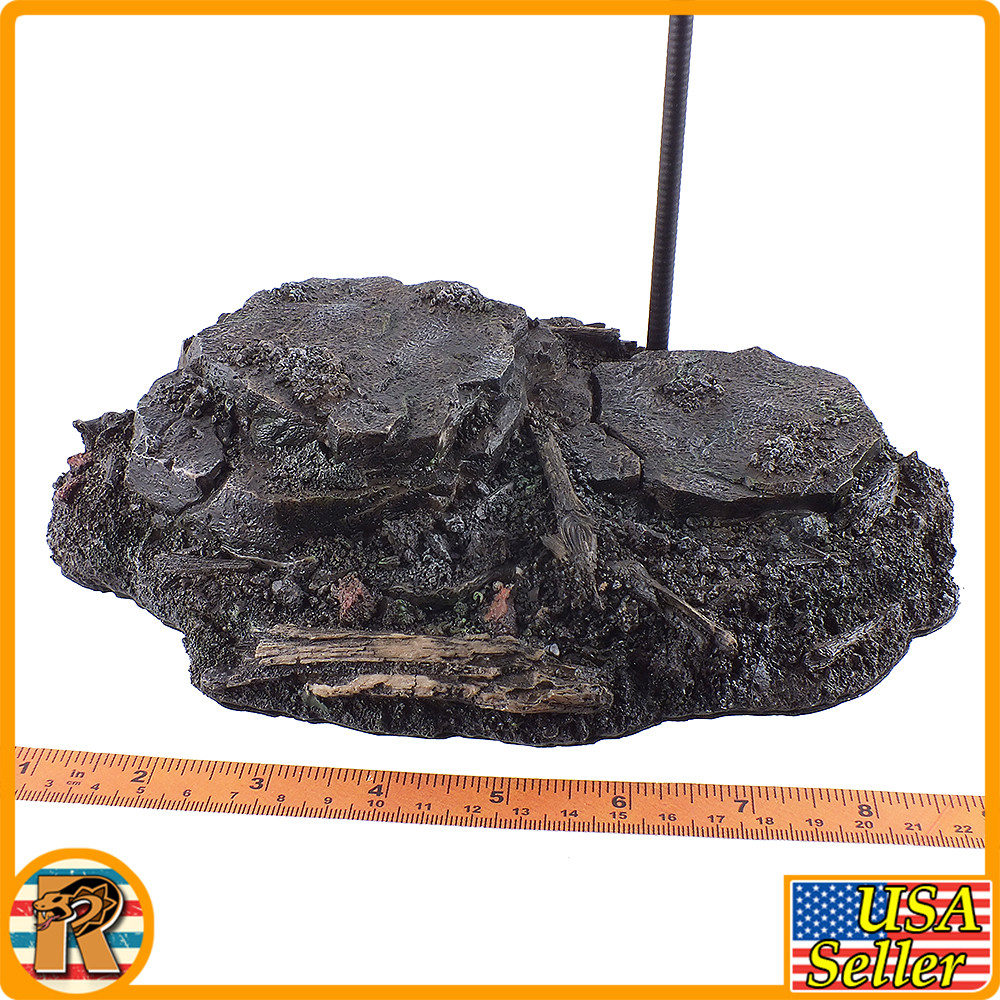 Amazon Soldier Female (Black) - Rock Display Stand - 1/6 Scale Part - TBLeague