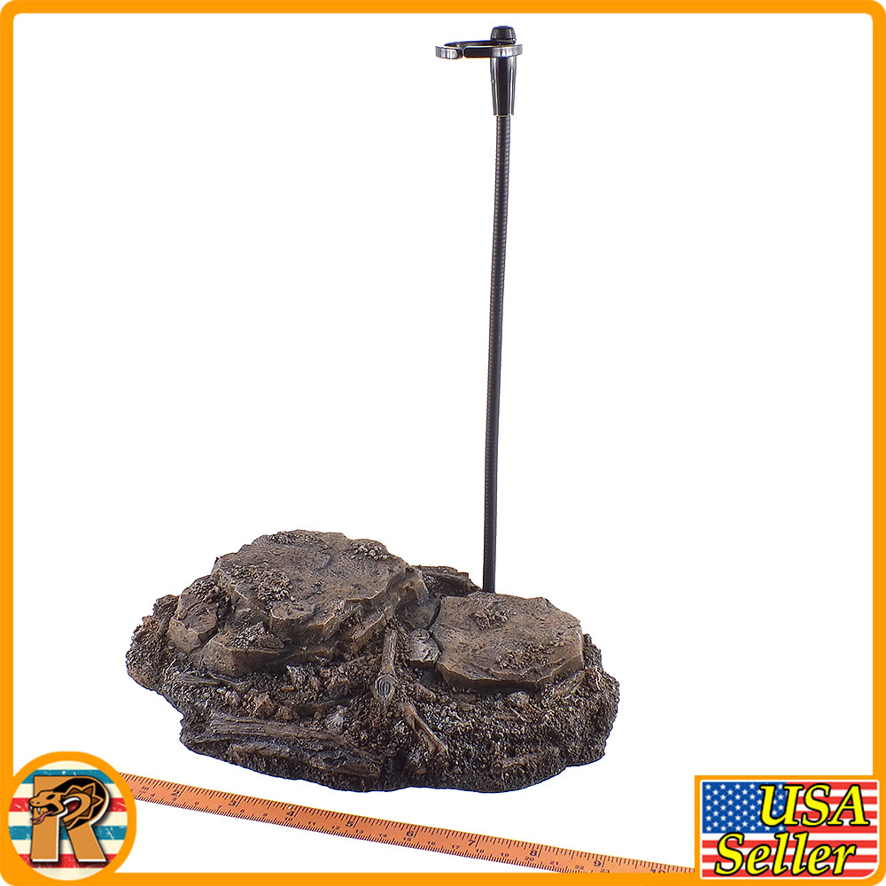 Amazon Soldier Female (Brown) - Rock Display Stand - 1/6 Scale Part - TBLeague