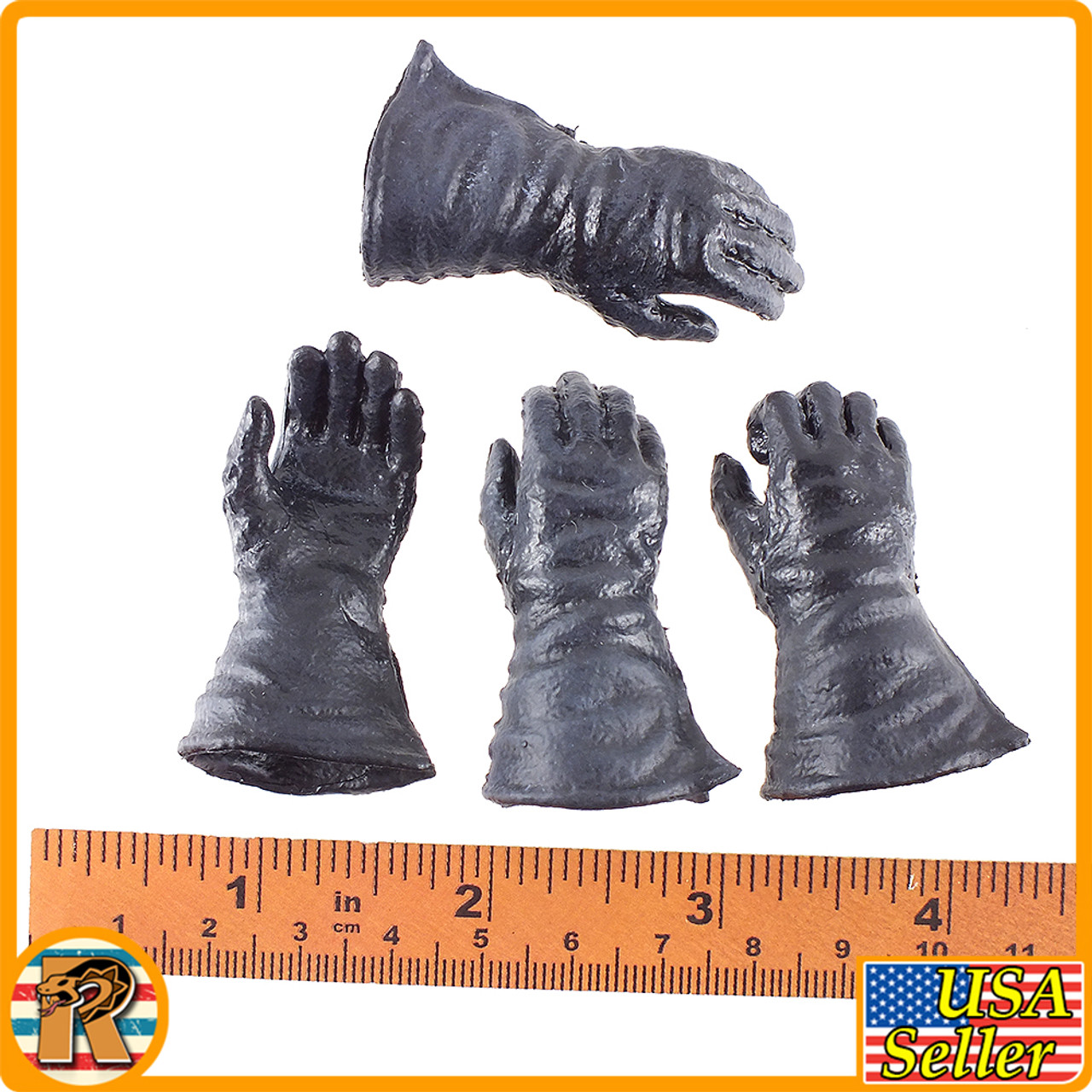 Lannister Nobleman - Gloved Hands - 1/6 Scale -