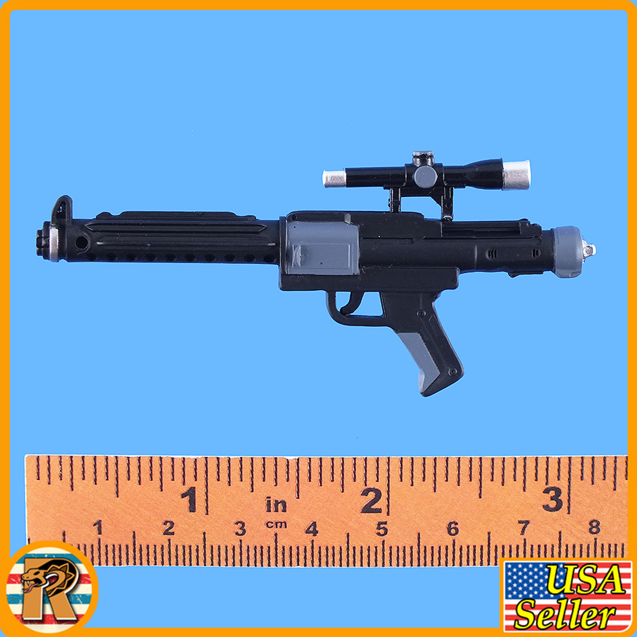Female Star Warrior - Black Blaster Rifle - 1/6 Scale -