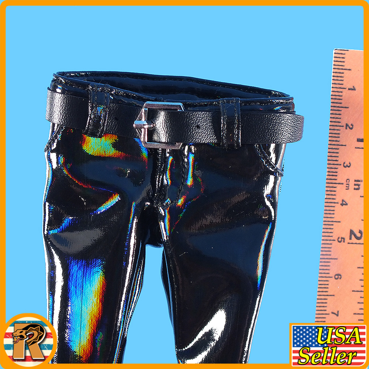 Vera Diamond 6 - Black Shiny Pants - 1/6 Scale -