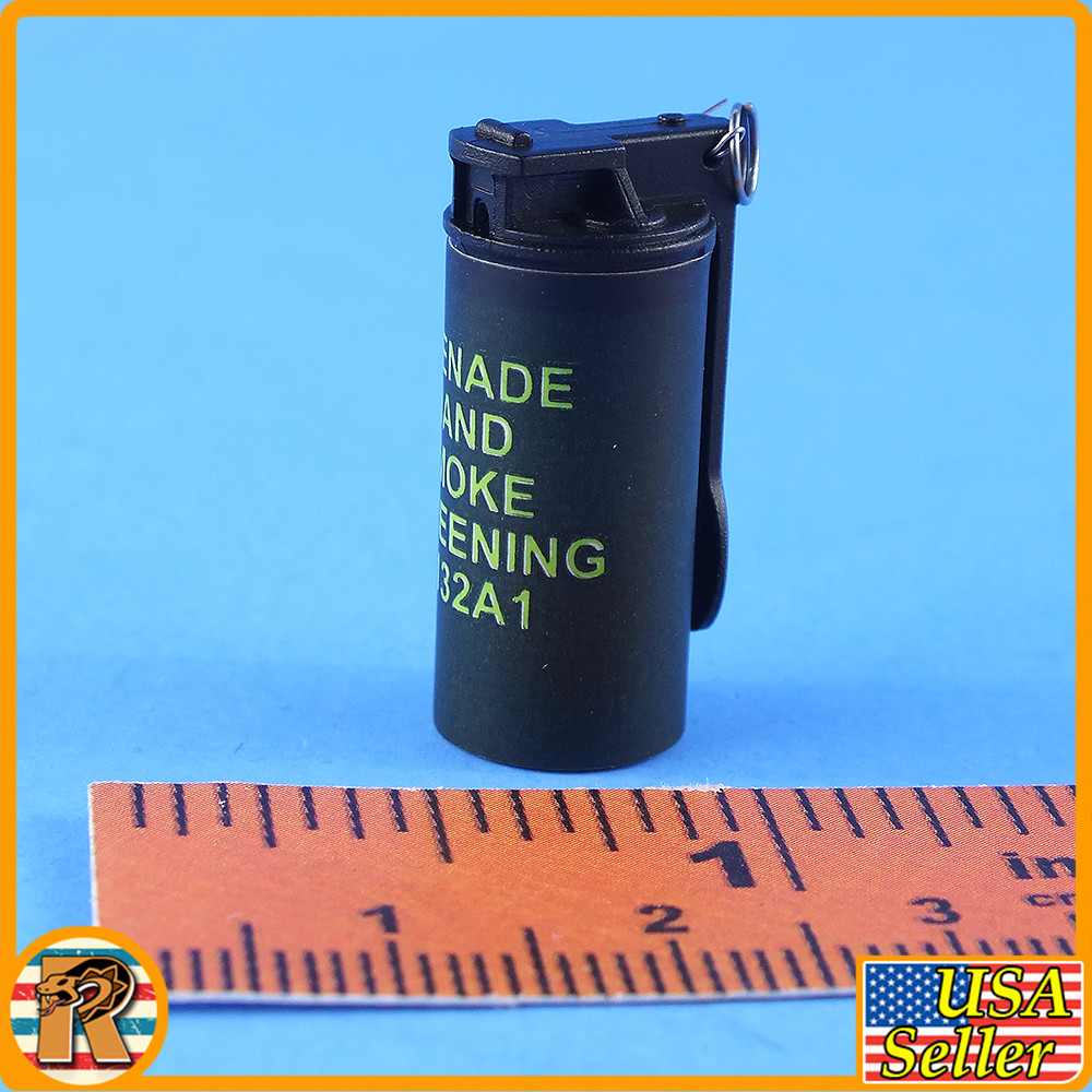 SMU Evacuation Team A Smoke Grenade 3 1/6 Scale