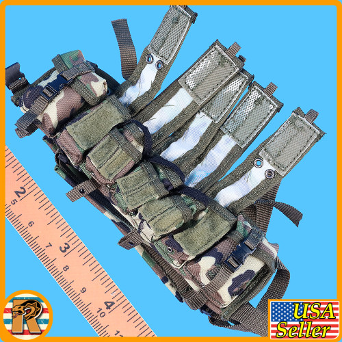 Preacher DEVGRU - Camo Ammo Mag Vest - 1/6 Scale