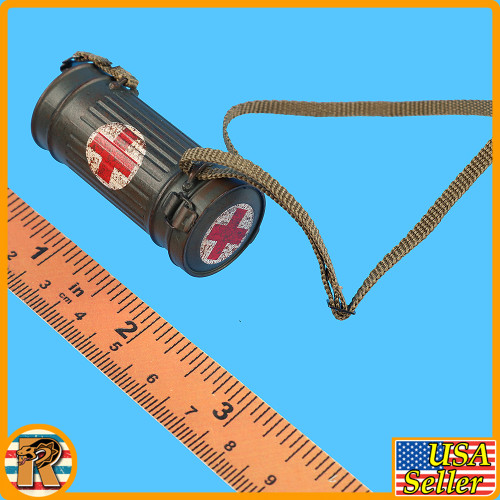 Groger German Medic - Gas Mask Can #2 - 1/6 Scale