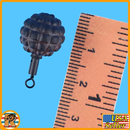 Arthur WWI German Gunner - Ball Grenade (Metal) - 1/6 Scale Part - DID