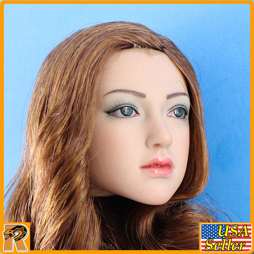 S39 - Suntan Female Head w/ Brown hair - 1/6 Scale -