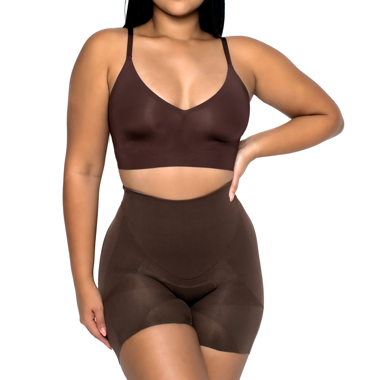 Shop Yahaira - The seamless invisible body shaper that shapes your body  without flattening your butt & attaches to any bra. 💕 If you want to know  your size please write your