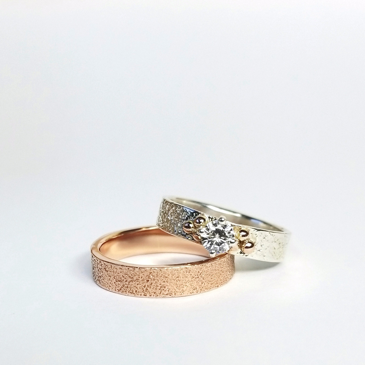 4mm Sand Wedding Band In 10k 14k Gold Kuriosities